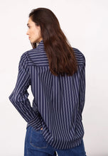 Afbeelding in Gallery-weergave laden, Co'couture 500372 SomoCC Stripe Funnel Neck Shirt 40007 Navy
