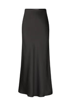 Afbeelding in Gallery-weergave laden, Drykorn NEVIDA SLIPS-SKIRT IN MAXILANGE IN SATIN 130065 1000
