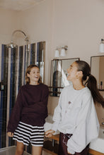 Afbeelding in Gallery-weergave laden, Coucou Joseph sweater - Light grey with palmtree design ONESIZE
