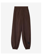Afbeelding in Gallery-weergave laden, Haute L'Amitié Evita Crop Harem Pant HL10591 - more color options
