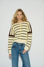 Afbeelding in Gallery-weergave laden, Badits Rafaela Ecru Sweater
