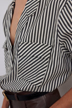 Afbeelding in Gallery-weergave laden, Bad Habits SHIRT SANDRA Black
