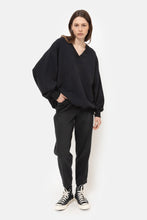 Afbeelding in Gallery-weergave laden, Âme Antwerp Intime Overzsized Sweatshirt Black
