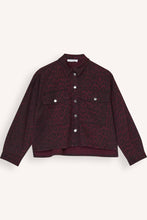 Afbeelding in Gallery-weergave laden, Co&#39;couture LeoCC Denim Crop Shirt Winered 35931 87
