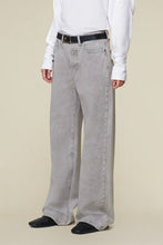 Afbeelding in Gallery-weergave laden, Lois Skater Loose 2781-7574 Mad Smoothic Glaced Grey Snow
