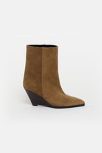 Afbeelding in Gallery-weergave laden, Closed Wedge Boot Taupe C99564-88T-22 913
