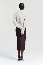 Afbeelding in Gallery-weergave laden, CHPTR-S Snug Sweater Grey
