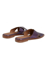 Afbeelding in Gallery-weergave laden, Femmes du Sud Amice Slipper Metallic Purple
