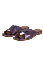 Afbeelding in Gallery-weergave laden, Femmes du Sud Amice Slipper Metallic Purple
