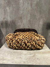 Afbeelding in Gallery-weergave laden, NadiaDAFRI Handmade Bag CANDY clutch  - More Colors
