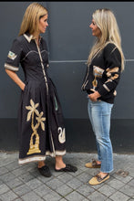 Afbeelding in Gallery-weergave laden, Farm Rio VINTAGE SOUVENIRS BLACK MIDI DRESS 26092 362560
