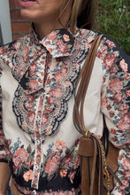 Afbeelding in Gallery-weergave laden, Farm Rio WINTER FLORAL CREAM LONG SLEEVE SHIRT 26093 361385
