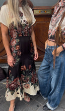 Afbeelding in Gallery-weergave laden, Farm Rio WINTER FLORAL CREAM MAXI DRESS 26093 361970
