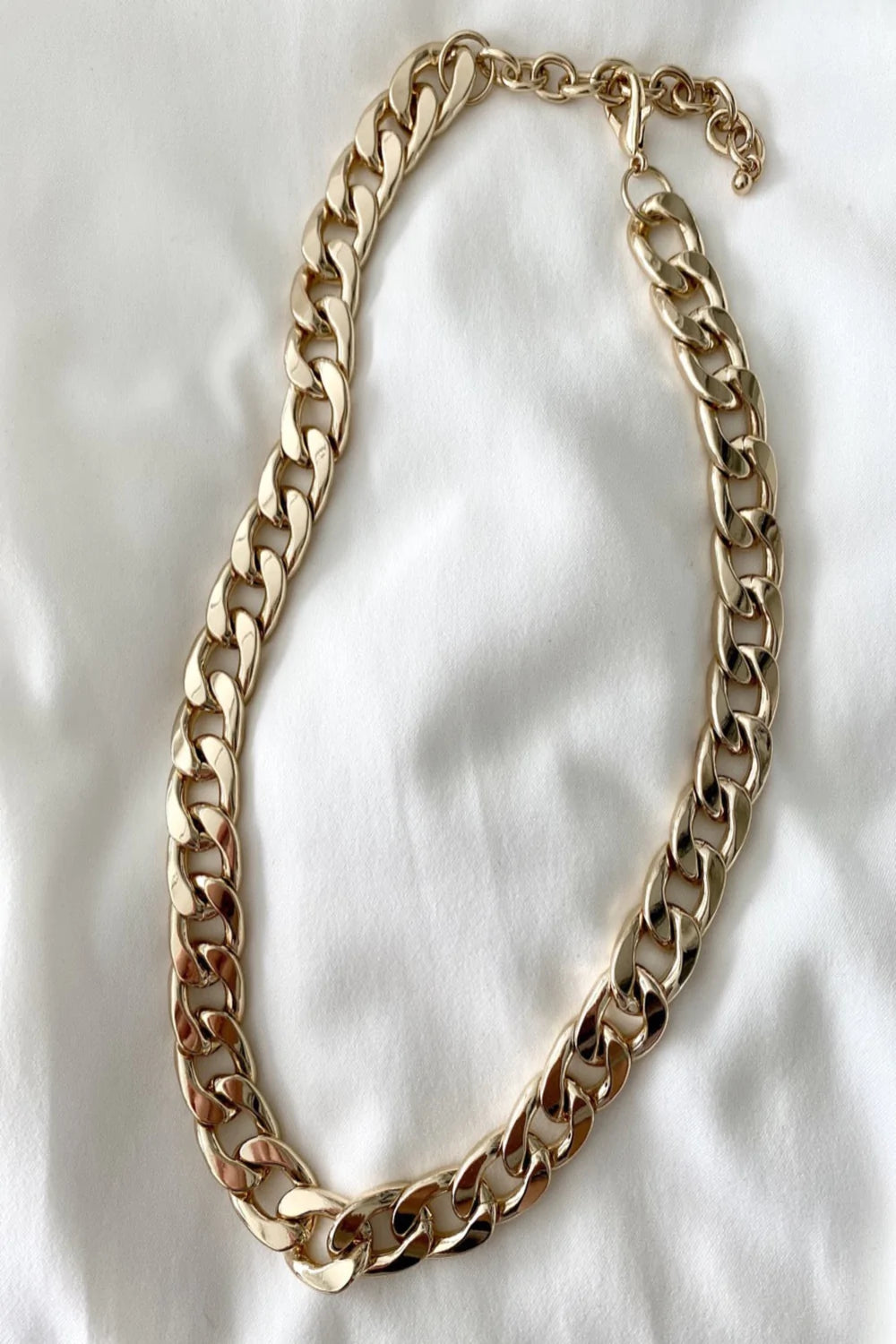BOW19 Diora Plain Necklace Gold 39.95