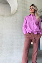 Afbeelding in Gallery-weergave laden, Co&#39;couture Coriolis Oversize Shirt  Violet 95522 63
