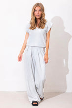 Afbeelding in Gallery-weergave laden, Ruby Tuesday Vada Sleeveless V-Kneck Top Light Grey Melange T302-1387
